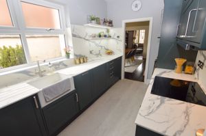 Kitchen- click for photo gallery